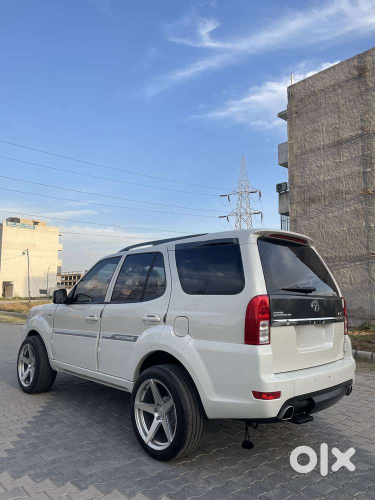 Tata Safari Storme [2015-2019] 2.2 Ex 4x2, 2016, Diesel