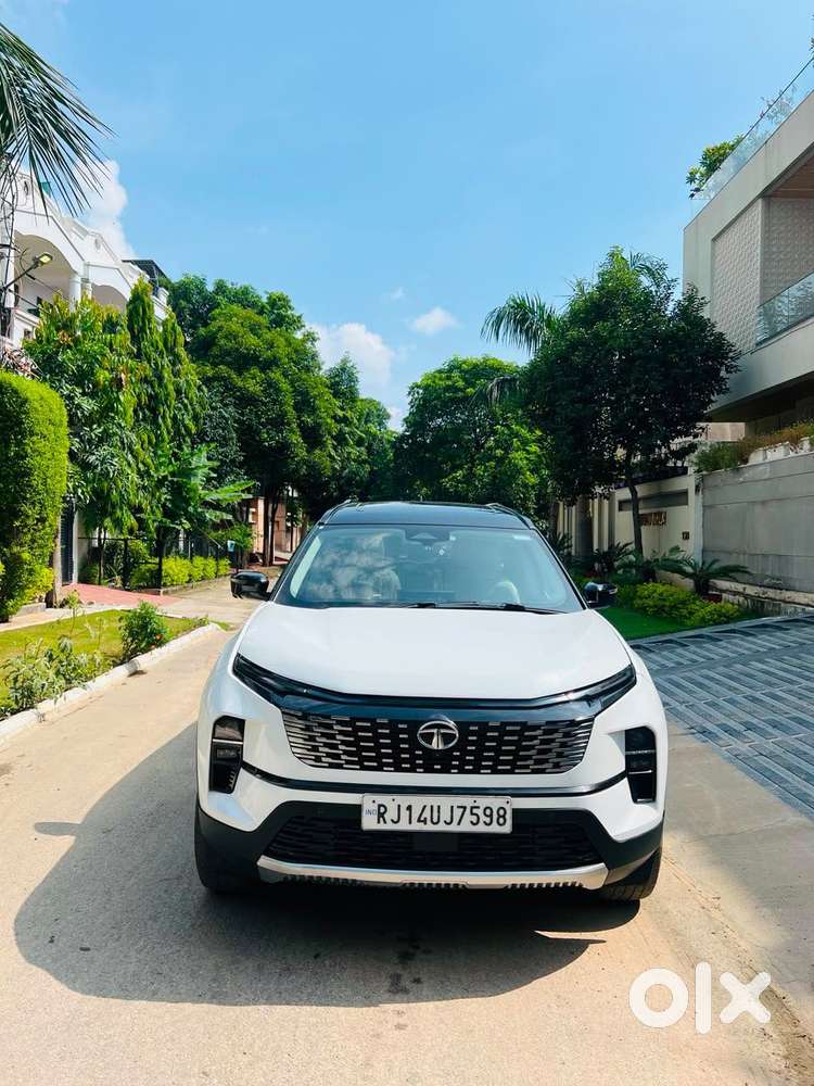 Tata Safari Accomplished Plus Dual Tone, 2023, Diesel