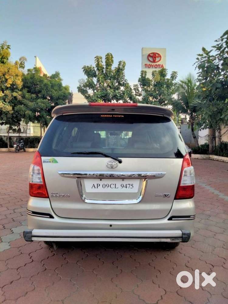 Toyota Innova 2.5 V 7 Str, 2012, Diesel