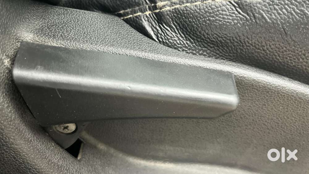 Tata Tiago Xe, 2018, Petrol