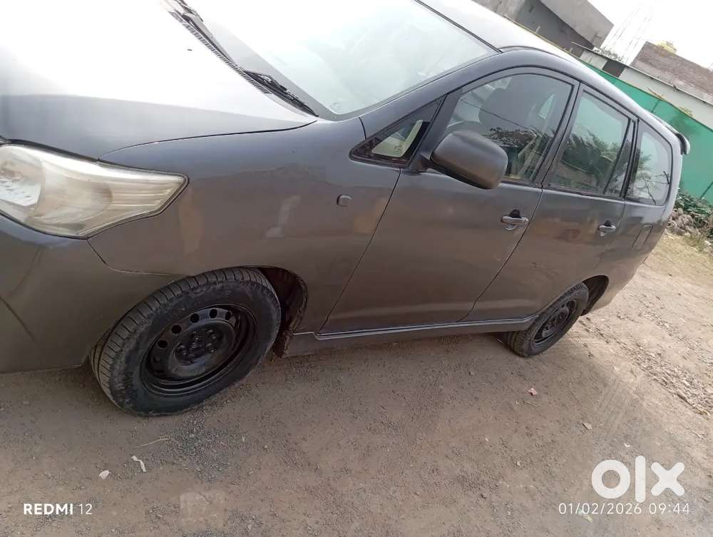 Toyota Innova 2012 Diesel 190000 Km Driven
