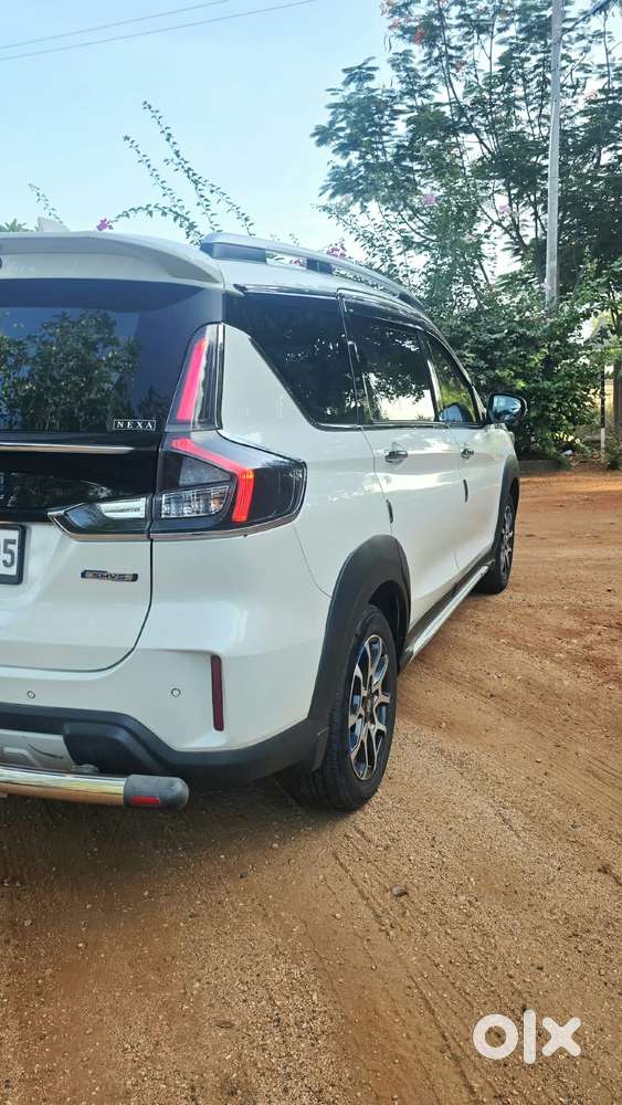 Maruti Suzuki Xl6 1.5 Alpha Mt, 2023, Petrol