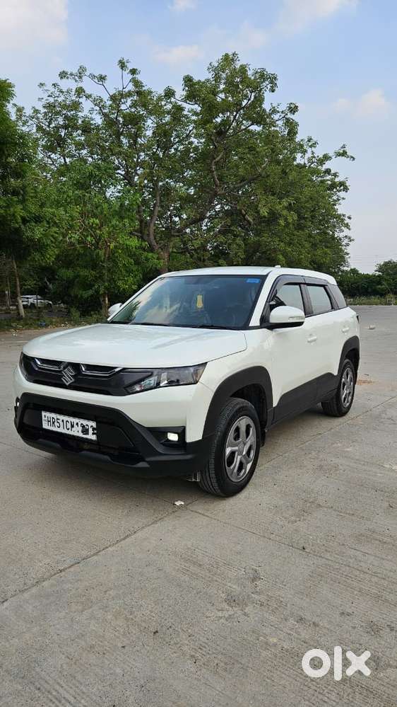 Maruti Suzuki Brezza 1.5 Lxi Smart Hybrid, 2024, Petrol