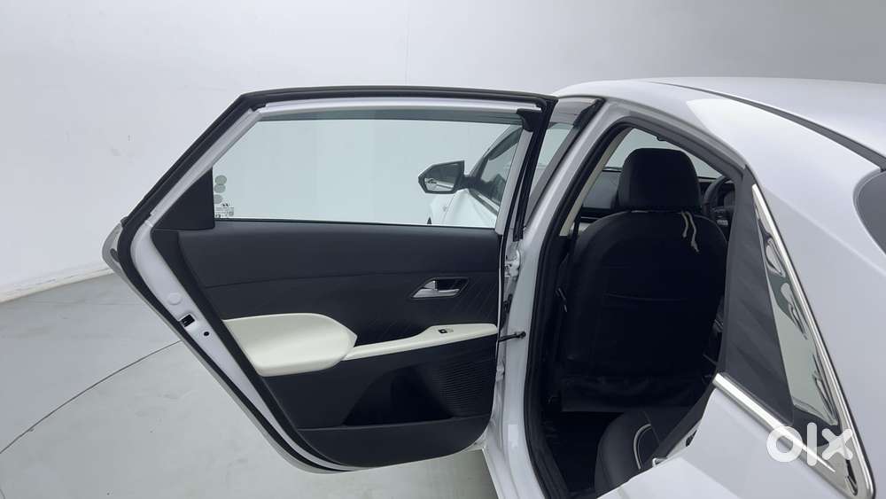 Hyundai Verna Ex 1.5 Petrol Mt, 2024, Petrol