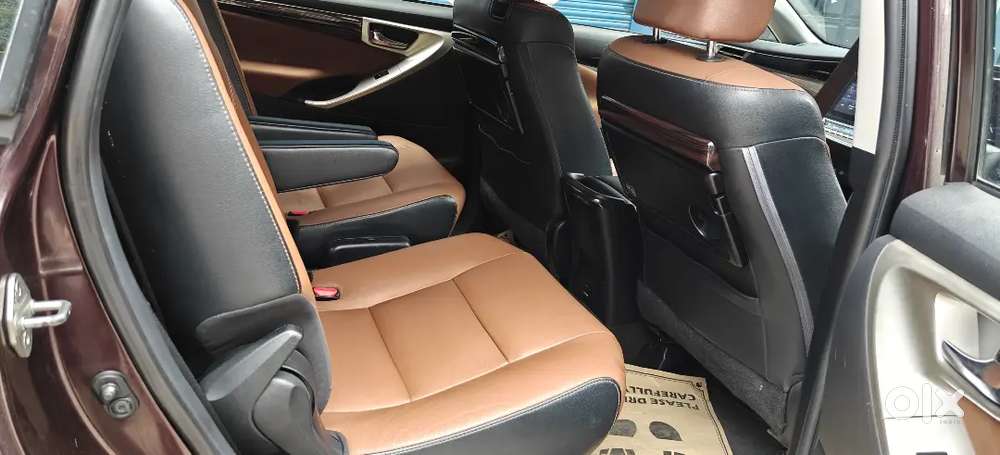 Toyota Innova Crysta 2017