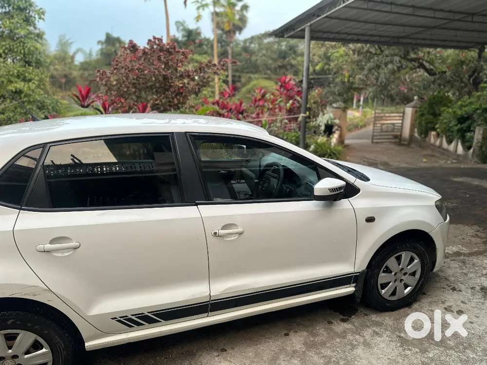 Volkswagen Polo 2011 Diesel 150000 Km Driven