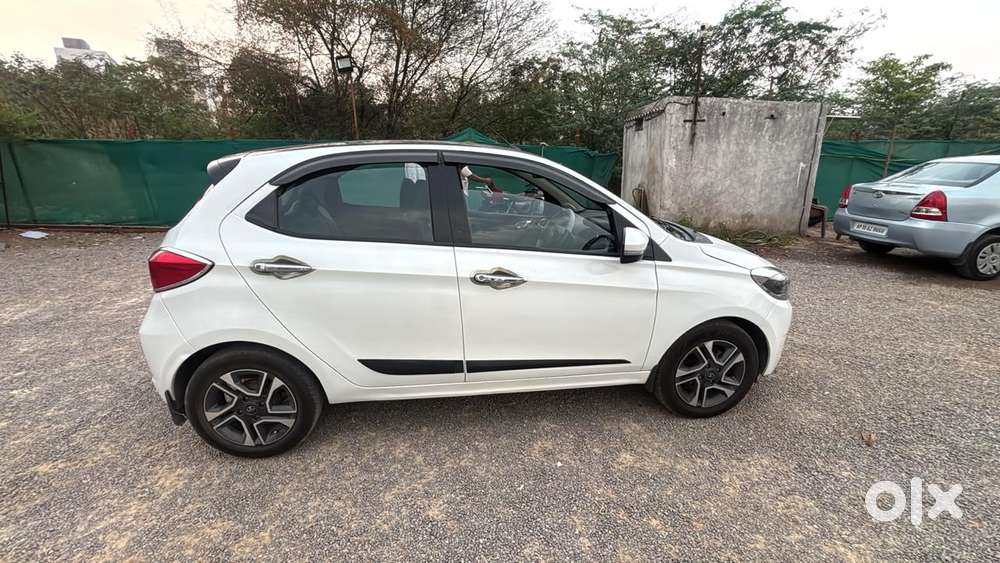 Tata Tiago 1.05 Revotorq Xz Plus, 2019, Petrol