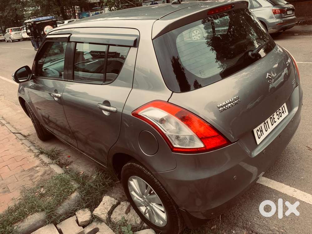 Maruti Suzuki Swift Zdi Plus, 2015, Diesel