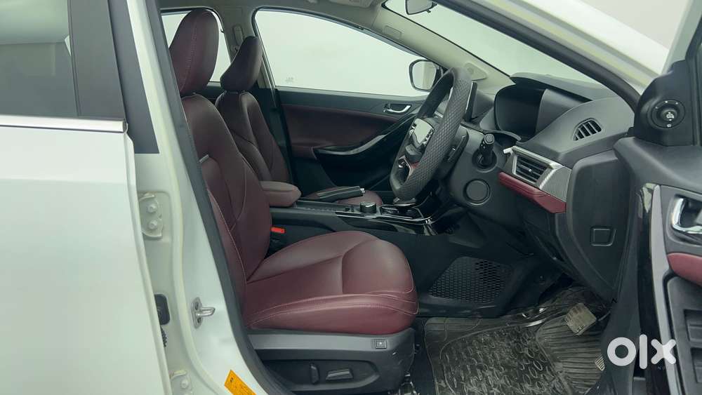Tata Curvv Accomplished S 1.2 Revotron Petrol 7dca, 2024, Petrol