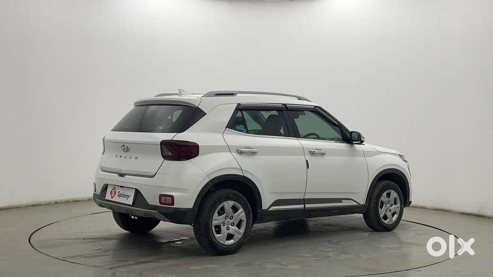 Hyundai Venue 1.2 S Plus, 2021, Petrol