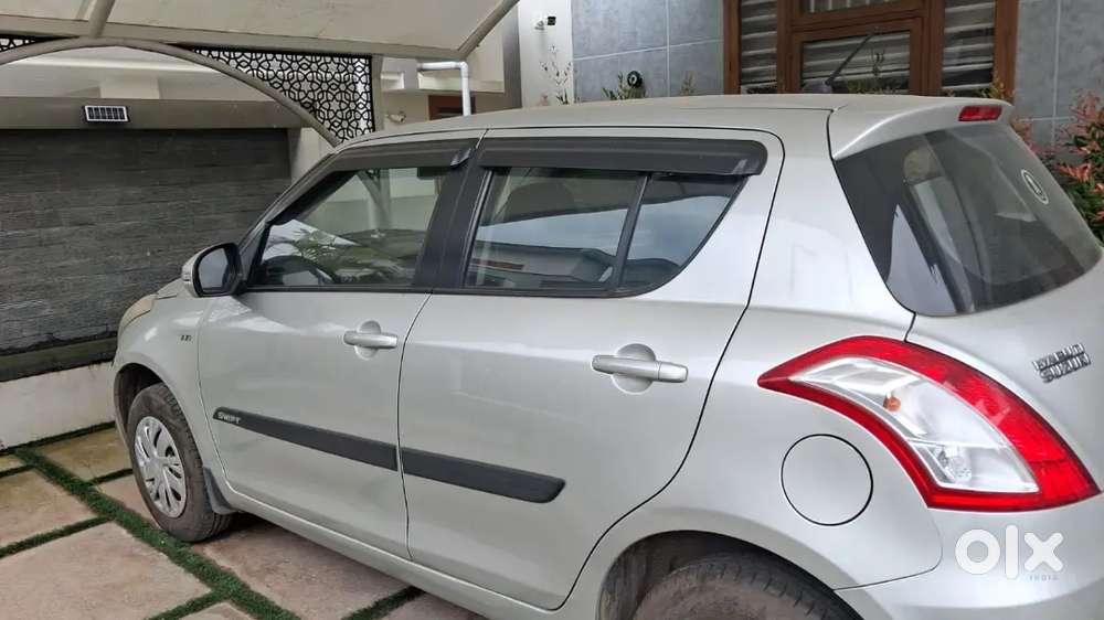 Maruti Suzuki Swift 2016
