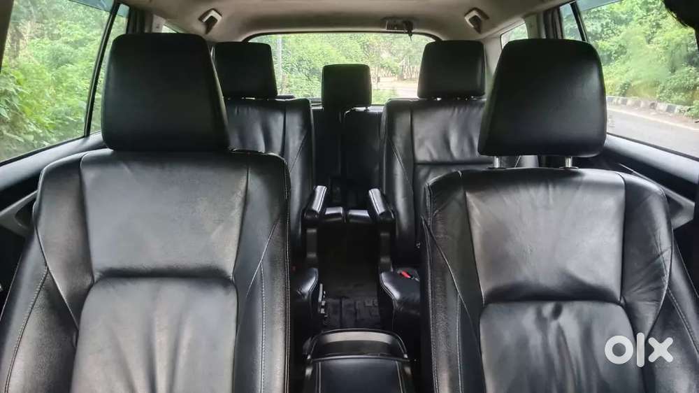 Toyota Innova Crysta 2017 Diesel 82000 Km Driven
