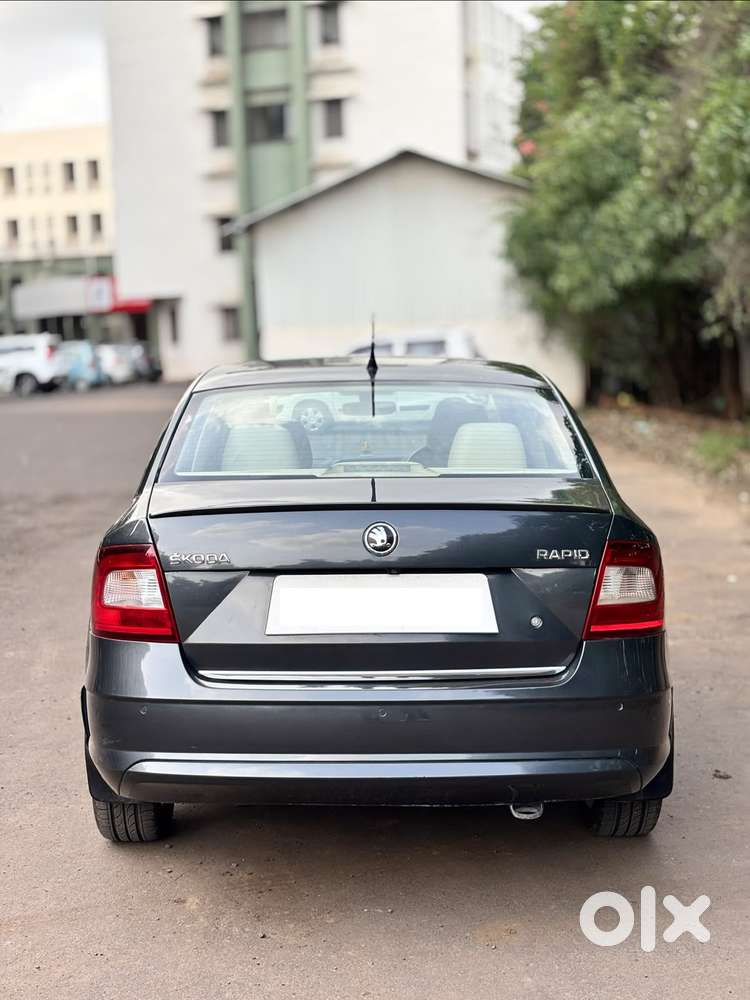 Skoda Rapid 1.5 Tdi Style/1.5 At Style, 2017, Diesel