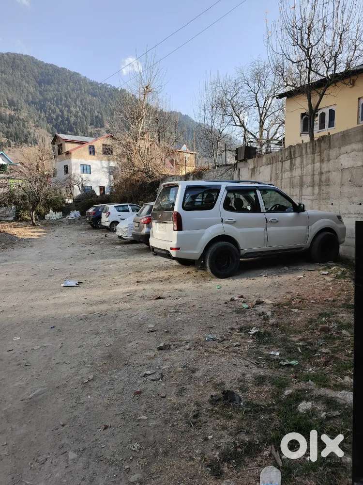 Tata Safari Storme 2014