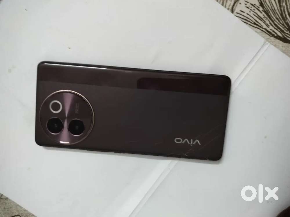 Vivo V30 e in very good condition