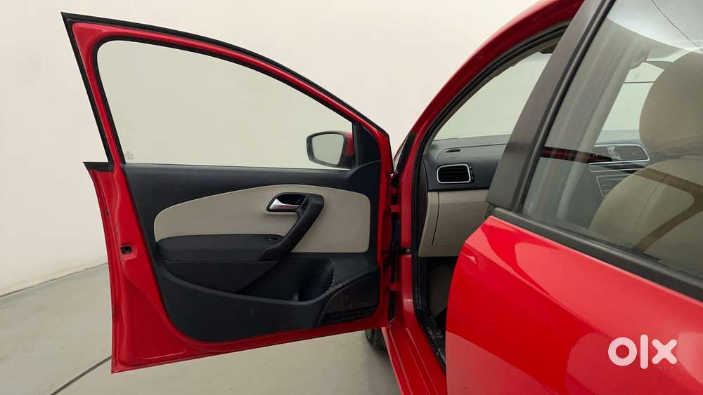Volkswagen Polo Petrol Highline 1.2l, 2014, Petrol