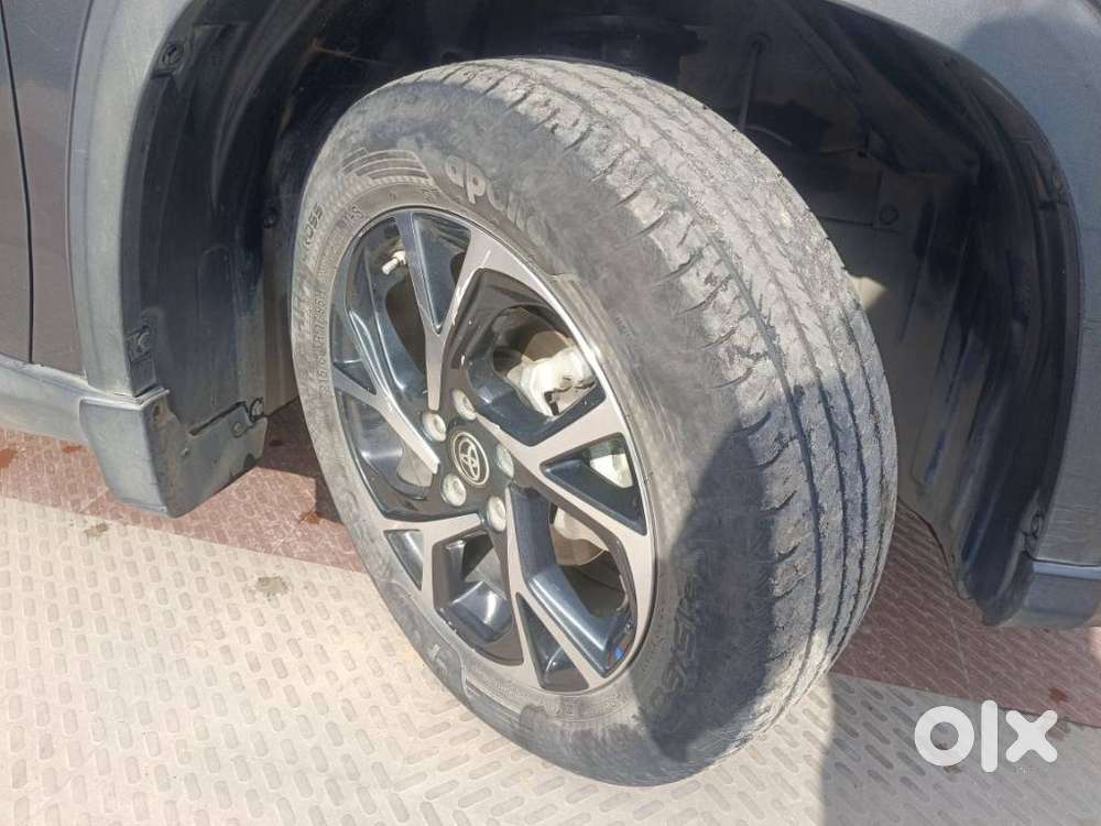 Toyota Urban Cruiser Hyryder 1.5 V Hybrid, 2022, Petrol