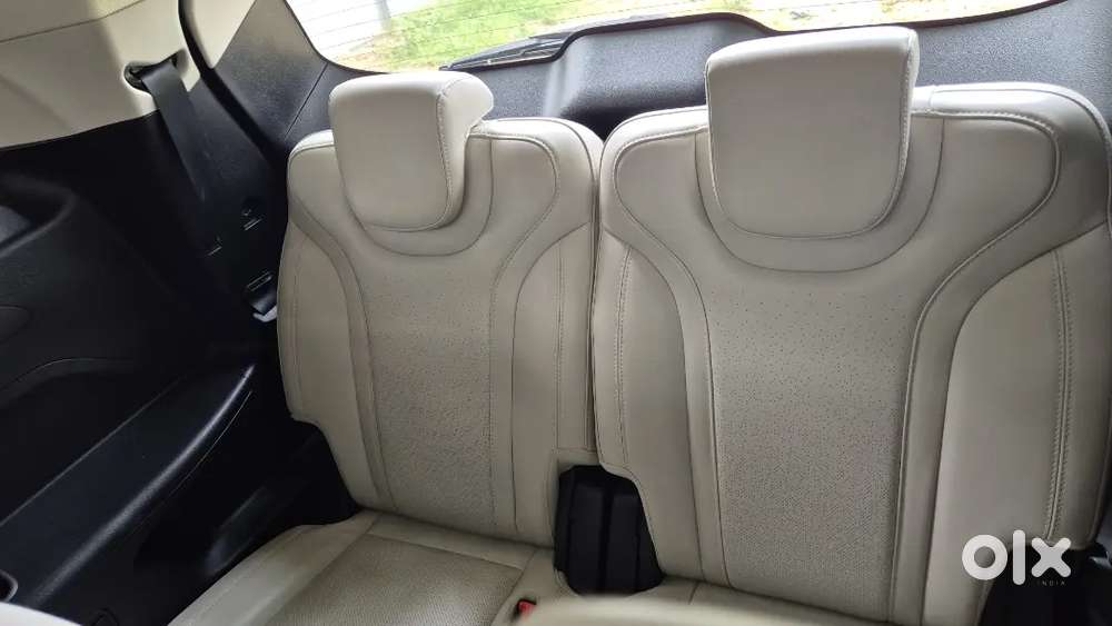 Mahindra Xuv 700 Ax7 L Manual(top Variant) For Sale