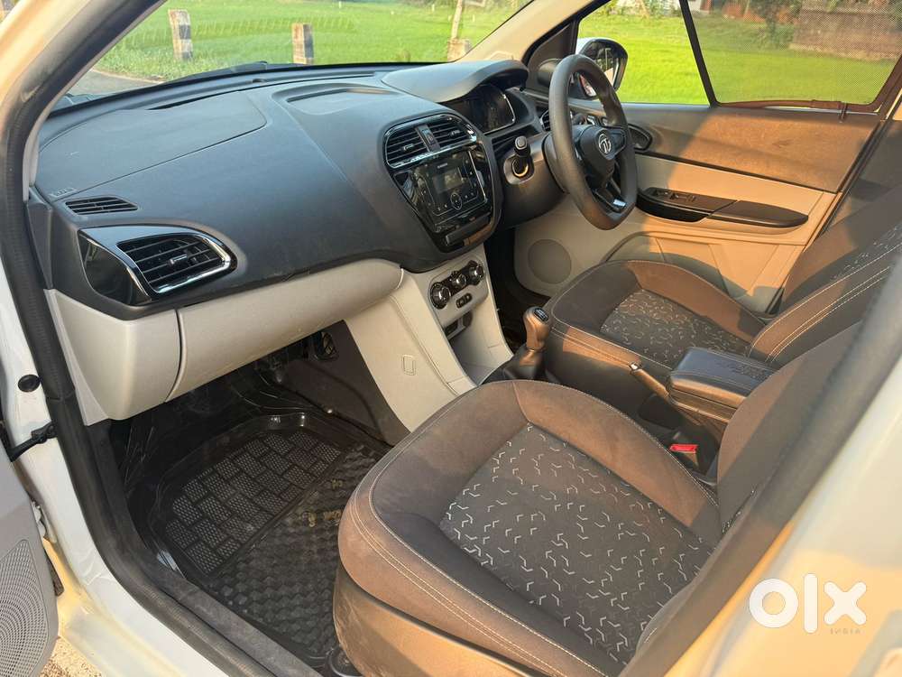 Tata Tiago 1.2 Revotron Xt (o), 2020, Petrol
