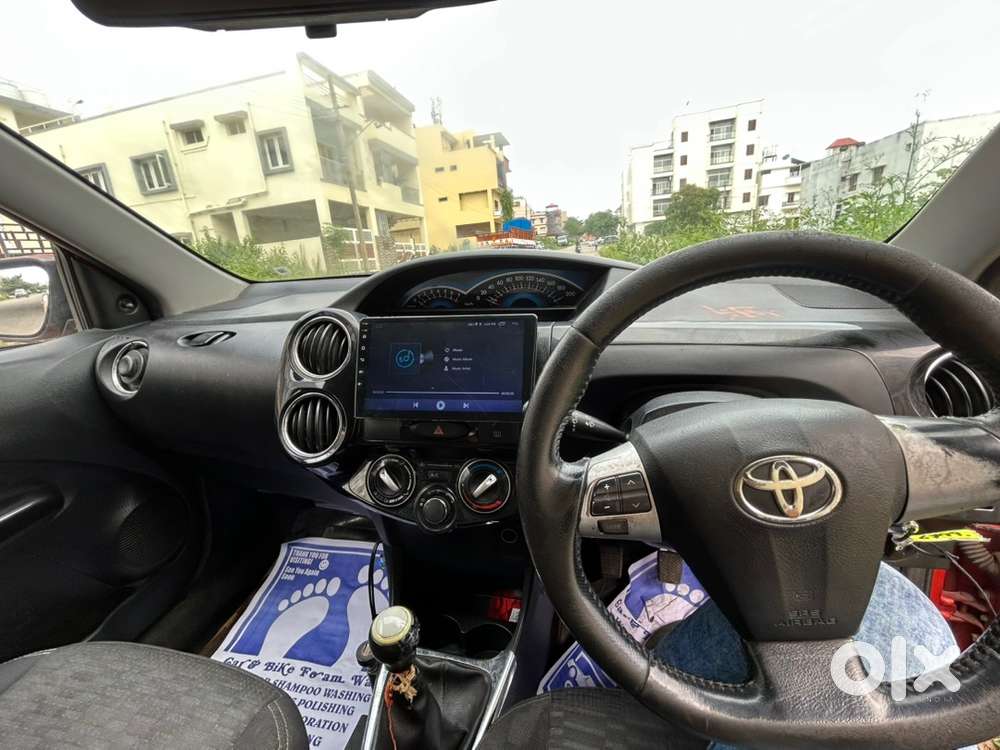 Toyota Etios Cross 2014