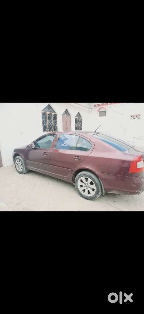 Skoda Laura 2013 Diesel Cr Automatic