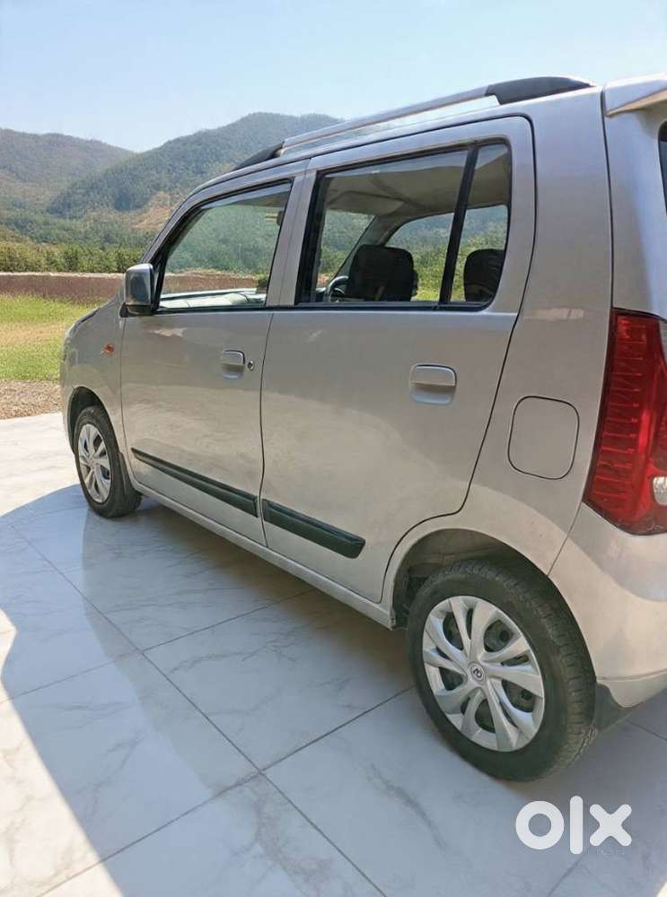 Maruti Suzuki Wagon R Vxi Amt1.2, 2018, Petrol