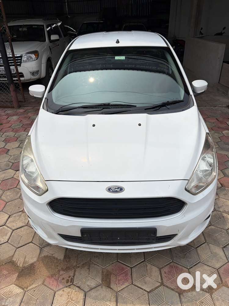Ford Figo Petrol 2017