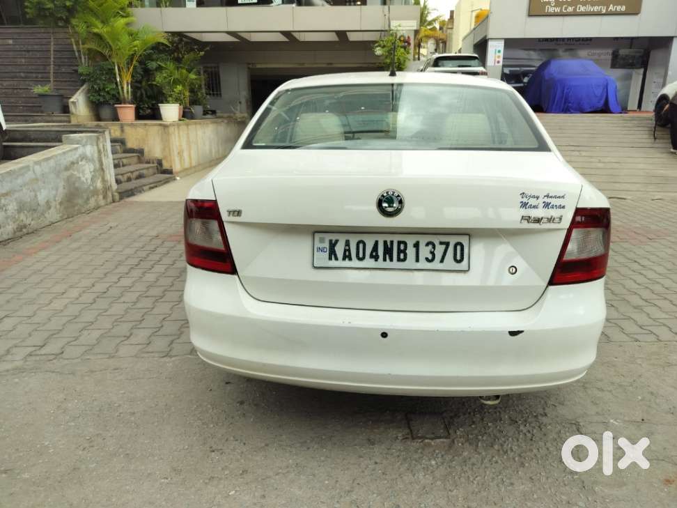 Skoda Rapid Ambition 1.6 Tdi Cr Manual Plus, 2013, Diesel