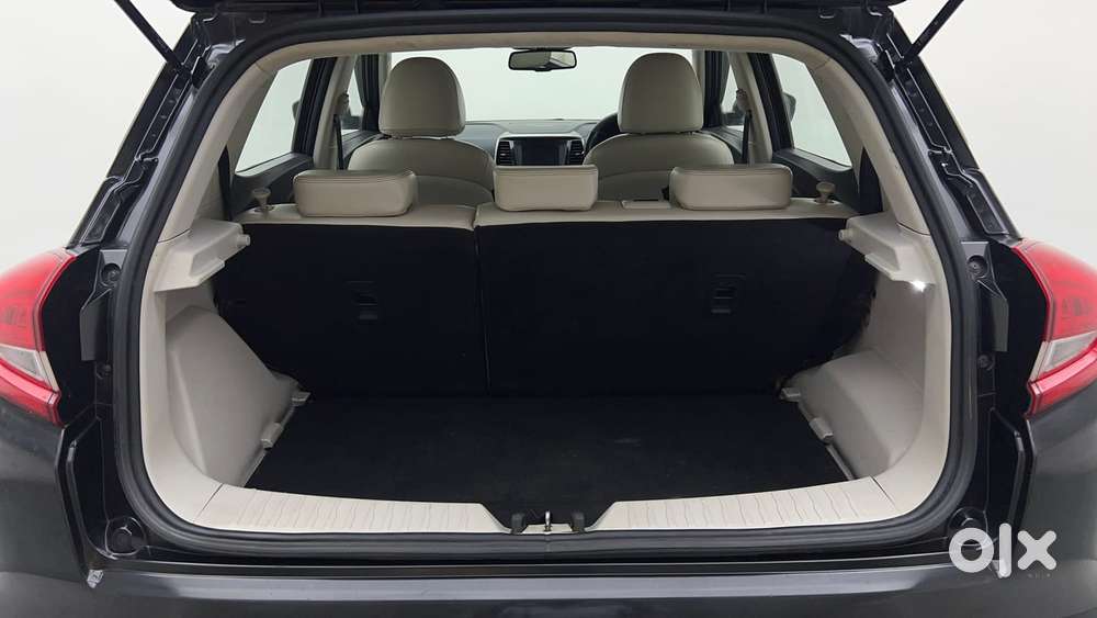 Mahindra Xuv300 W8 Option, 2019, Petrol