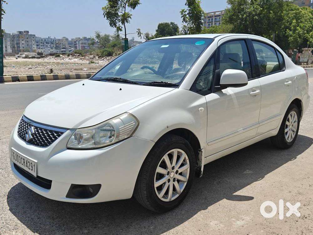 Maruti Suzuki Sx4 Zxi, 2010, Petrol