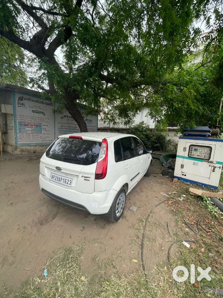 Ford Figo 2010 Diesel 149000 Km Driven