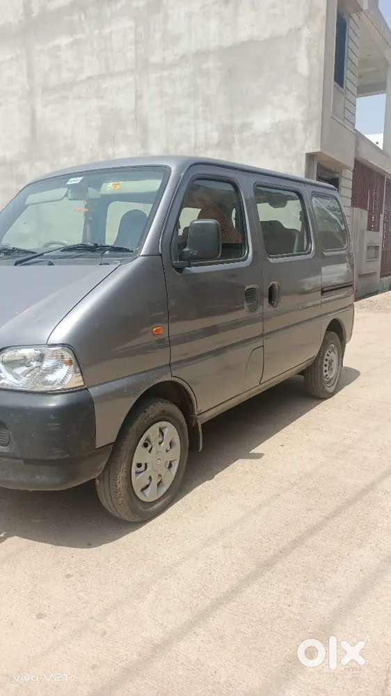 Maruti Suzuki Eco Driven 30000km 1.6 Years Old