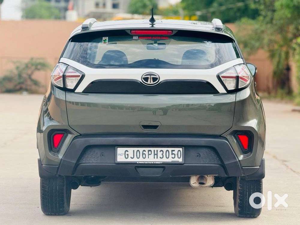 Tata Nexon, 2022, Petrol