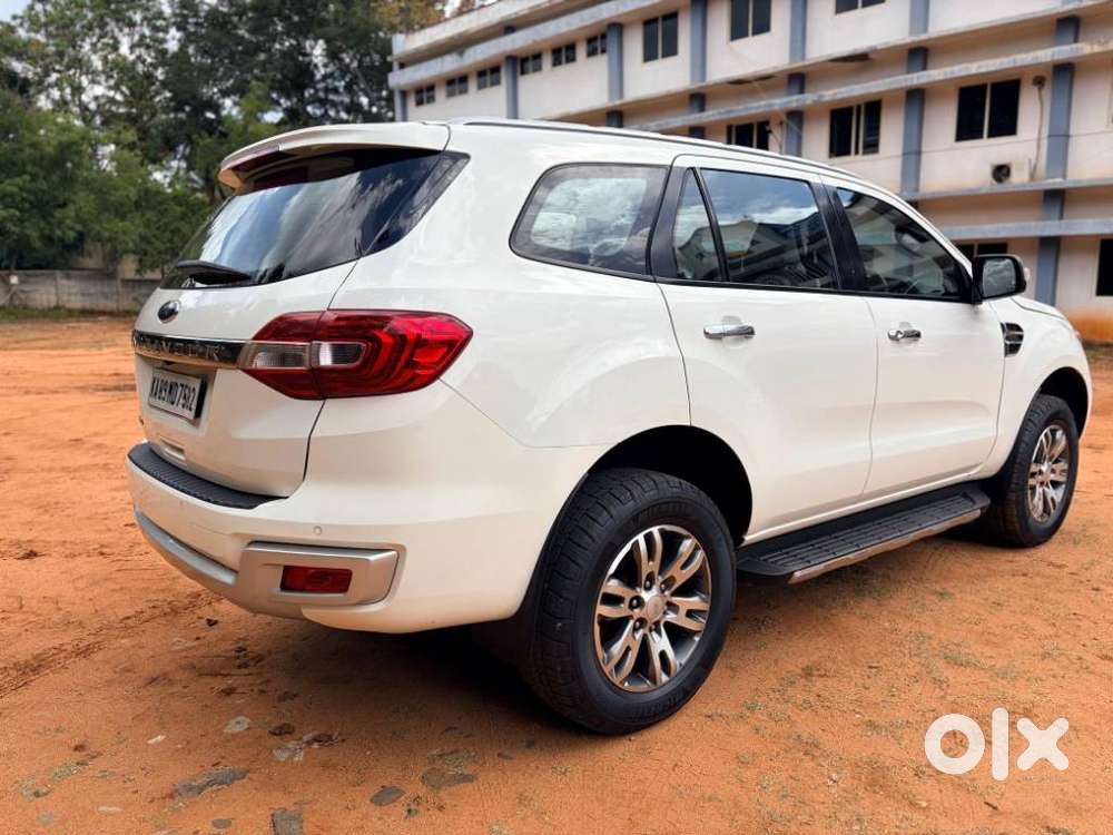 Ford Endeavour 2.2 Titanium 4x2 At, 2018, Diesel