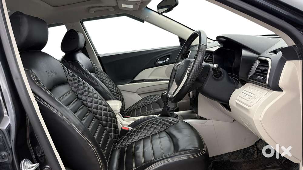 Mahindra Xuv300 W8 Option, 2023, Petrol