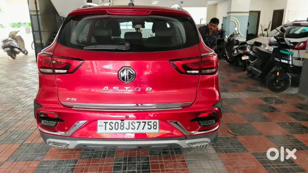 Mg Astor 2023 Petrol 6000 Km Driven