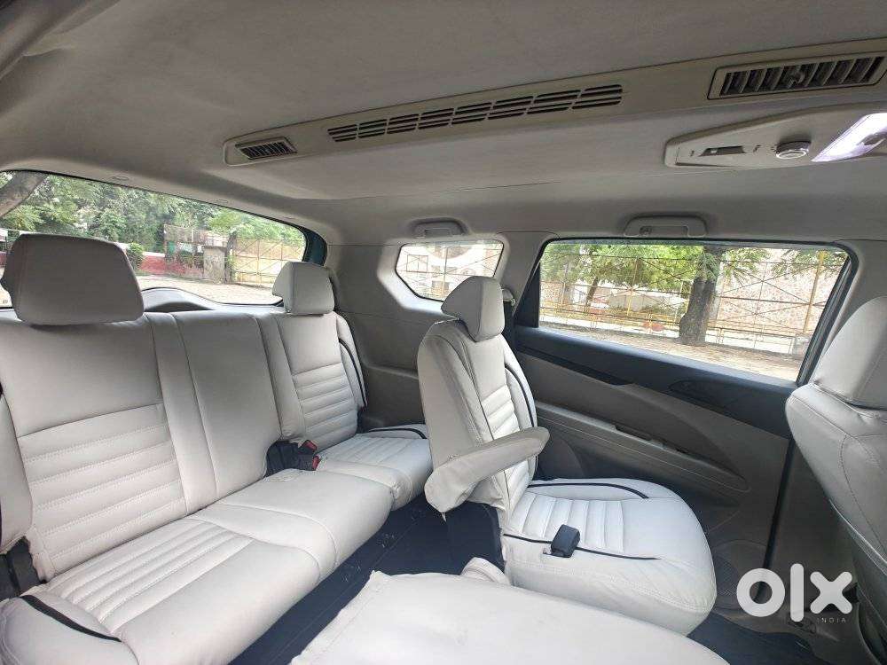 Mahindra Marazzo M2, 2019, Diesel