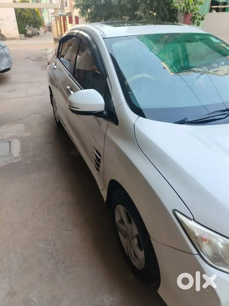 Honda City Model 2016 Sunroof