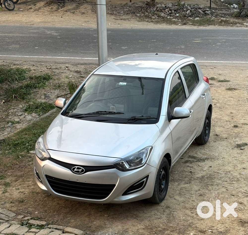 Hyundai I20 Magna Petrol Manual 2012