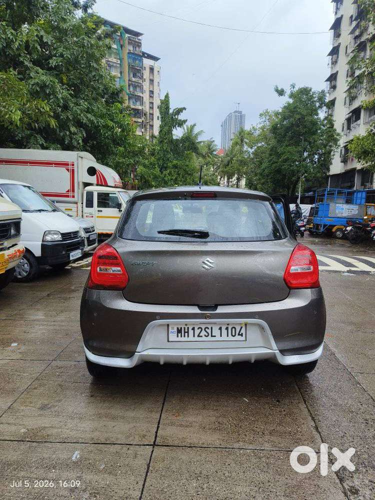 Maruti Suzuki Swift Amt Zxi, 2020, Petrol