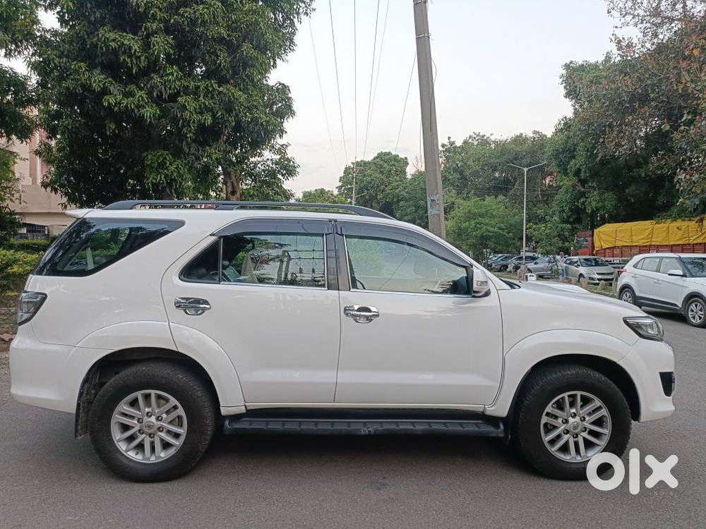 Toyota Fortuner 3.0 4x2 Automatic, 2013, Diesel