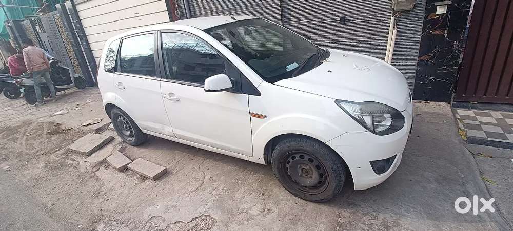 Ford Figo Petrol