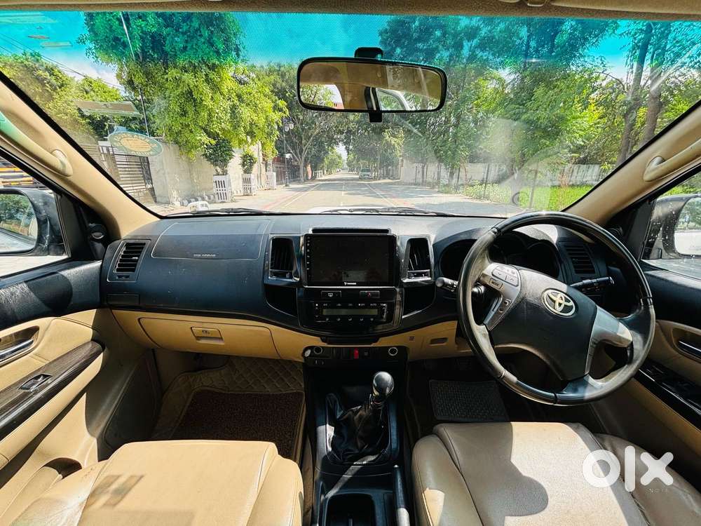 Toyota Fortuner 2011-2016 4x2 Manual, 2014, Diesel