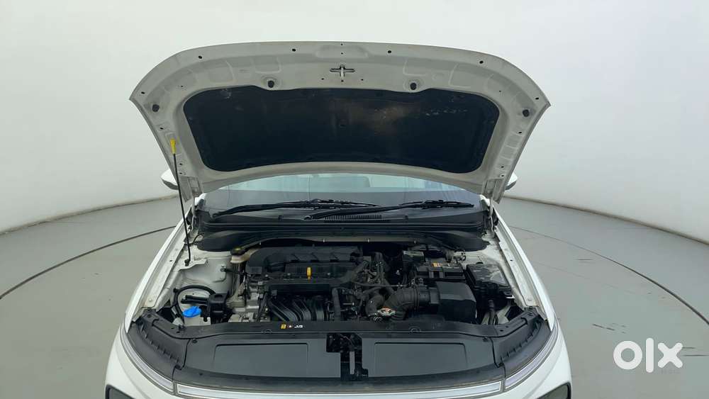 Hyundai Verna 1.5 Sx (o) Vtvt Ivt, 2023, Petrol