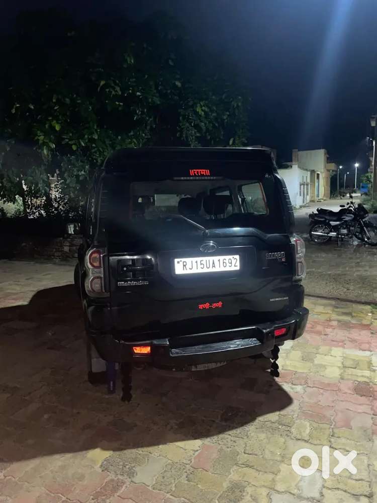 Mahindra Scorpio Diesel 2016 November
