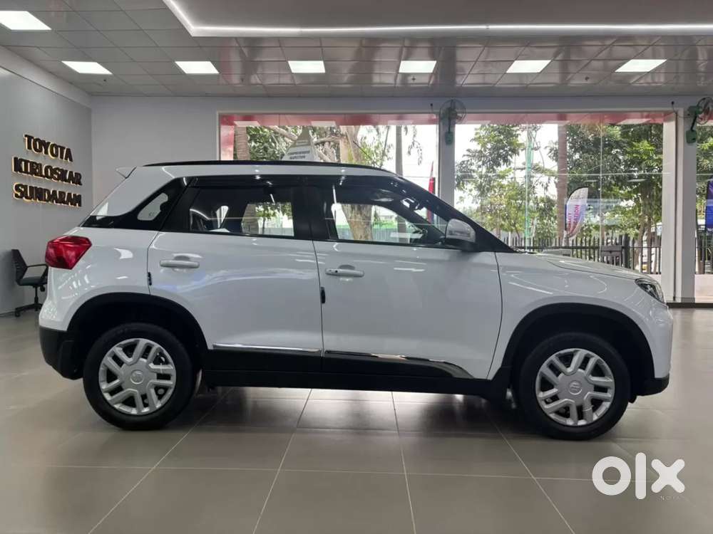 Maruti Suzuki Vitara Brezza 1.5 Zxi Plus Dual Tone, 2021, Petrol