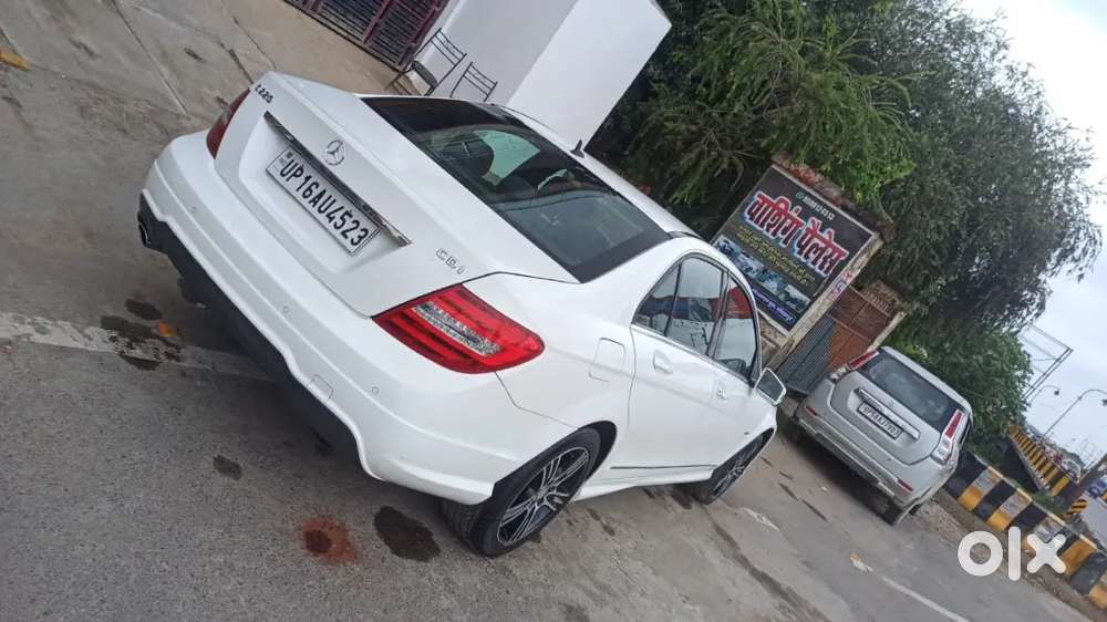 Mercedes-benz C Class 2015 Diesel 98000 Km Driven