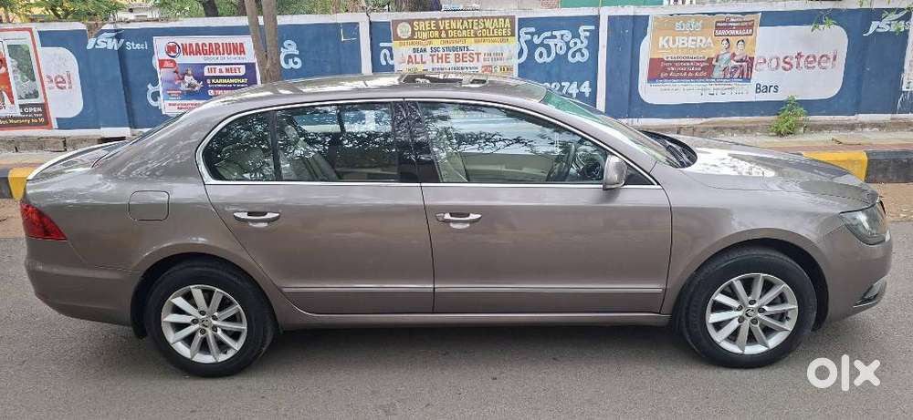 Skoda Superb 2.5 Elegance Tdi At, 2014, Diesel