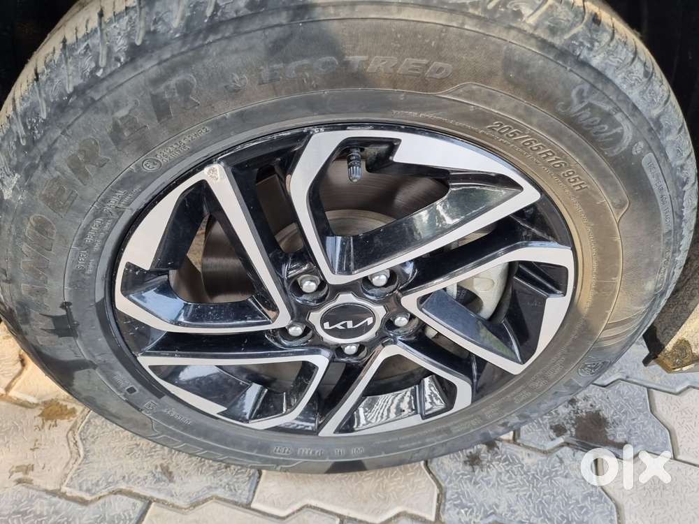Kia Carens 1.4 Prestige Plus Turbo 7 Str, 2022, Petrol