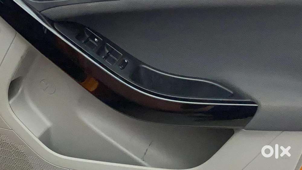 Tata Nexon 1.2 Revotron Xz Plus, 2019, Petrol
